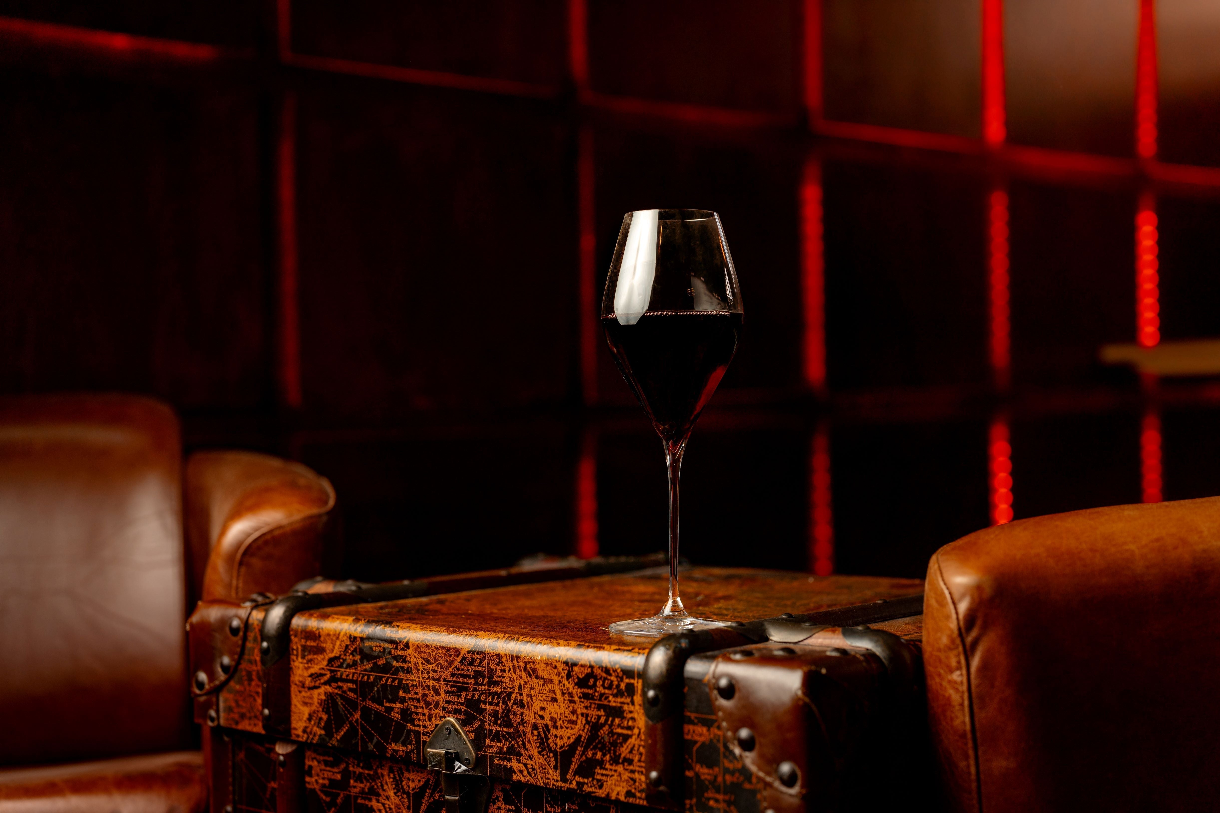 Copa de vino de cristal Bacci de 56 cl